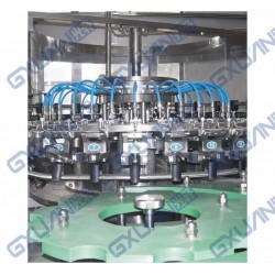 灌裝機(jī)，飲料灌裝機(jī)，含氣灌裝機(jī)，玻璃瓶灌裝機(jī)，液體灌裝機(jī)