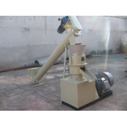 振通顆粒機(jī)械公司*好的飼料顆粒機(jī)出售：促銷飼料顆粒機(jī)哪家*好