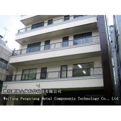 加工鋼管柵欄：新品噴涂鋁合金管圍欄盡在鵬翔金屬構(gòu)件