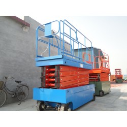 廠家供應(yīng)優(yōu)質(zhì)液壓升降平臺(tái)，品質(zhì)可靠，就是選擇宇航