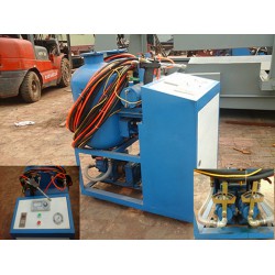 順義小型聚氨酯發(fā)泡機(jī)——性價比高的小型聚氨酯發(fā)泡機(jī)，順杰聚氨酯傾力推*