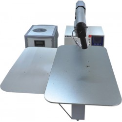 美維廣告字激光焊字機(jī)、金藝數(shù)控自動開槽機(jī)