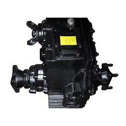 傳動箱_連盛液壓機(jī)械