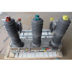 哪里有售高質量的ZW32-12真空斷路器，專業(yè)的高壓真空斷路器