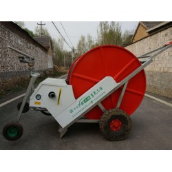 廣東噴灌機生產(chǎn)廠家  專業(yè)噴灌機設(shè)備多年  服務(wù)至上  讓您售后無憂