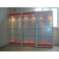 海口玻璃展柜廠家：?？诘貐^(qū)合格的玻璃展柜供應商