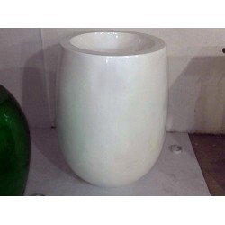 玻璃鋼花器供應|好的玻璃鋼花器聯(lián)眾玻璃鋼制品供應