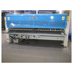 海鋒機械工業(yè)折疊機制作商，價位合理的折疊機/工業(yè)折疊機