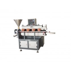 門套線專用、門套線涂油機(jī)、專業(yè)生產(chǎn)廠家