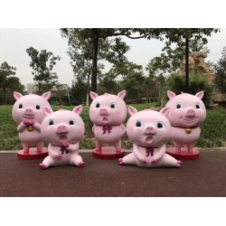 豬年公仔豬小萌呆呆豬現(xiàn)貨租售 迎賓美陳形態(tài)可愛(ài)引流好