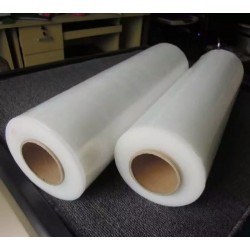 pe拉伸纏繞膜安陽(yáng)和佳信廠家直銷量大優(yōu)惠