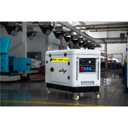 自啟動7千瓦柴油發(fā)電機靜音型