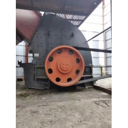 二手日產(chǎn)1萬(wàn)噸砂石料生產(chǎn)線設(shè)備石料破碎機(jī)制砂機(jī)低價(jià)處理