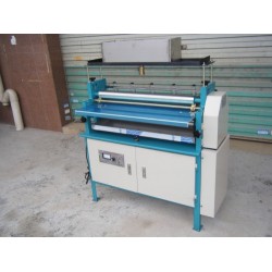 720雙面上膠膠水機(jī)、雙面商標(biāo)過膠機(jī)、雙面白膠機(jī)