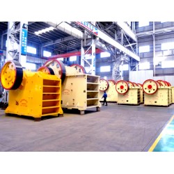 玄武巖破碎生產(chǎn)線設(shè)備如何配置？Z100