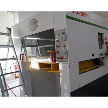 濰坊欣光印機XMQ-1050E全自動壓痕機