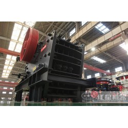大型細(xì)顎破碎機(jī)多少錢？型號有哪些YD29