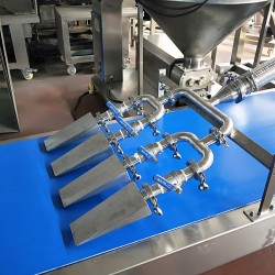 豬肉脯加工設(shè)備，肉脯工廠全套生產(chǎn)線，肉脯成型機(jī)