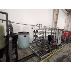 平湖去離子設(shè)備/醫(yī)療清洗超純水設(shè)備/自動(dòng)化超純水設(shè)備