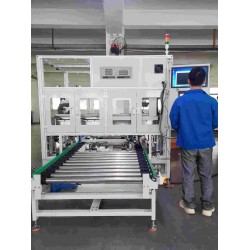 SRBM-0018雙仁環(huán)形貼膜機(jī)