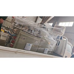 小型雙螺桿擠出機(jī)實(shí)驗(yàn)室專用