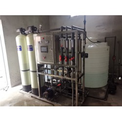 1.5噸純水設(shè)備 全自動(dòng)反滲透設(shè)備 旭能水處理生產(chǎn)安裝調(diào)試
