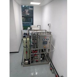 1噸純水設(shè)備 全自動(dòng)反滲透設(shè)備 旭能水處理生產(chǎn)安裝調(diào)試